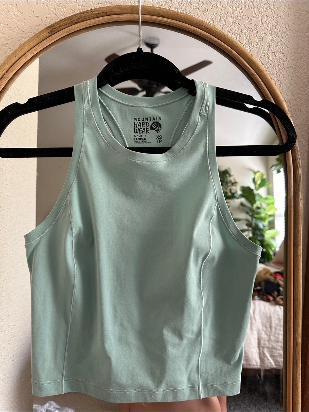 Mountain Hardwear Women's Mint-Blue Performance Tank Top